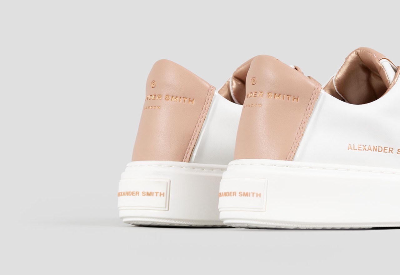 Alexander Smith LONDON WOMAN WHITE NUDE Saldi Di Fabbrica