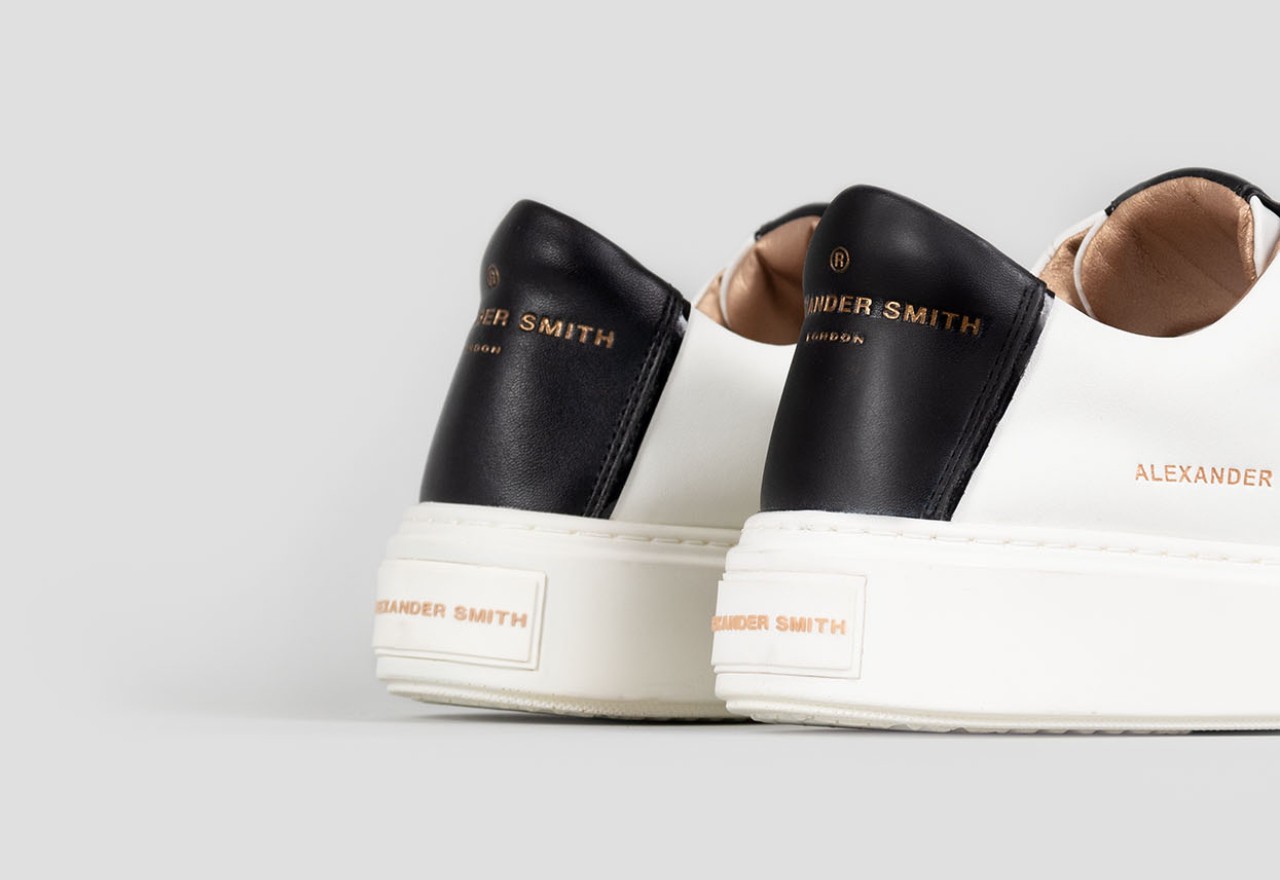 Alexander Smith LONDON WOMAN WHITE BLACK Moda