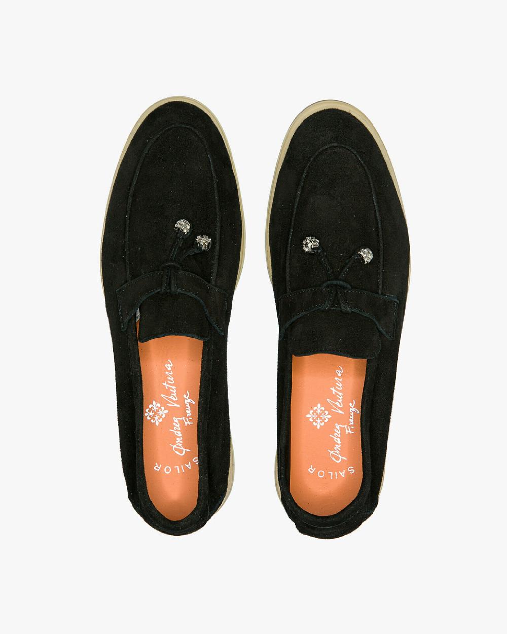 Andrea ventura Mocassino senza lacci con charms color argento Aq-D BEACH-CHARMS1 in suede color nero Prezzo Ridotto